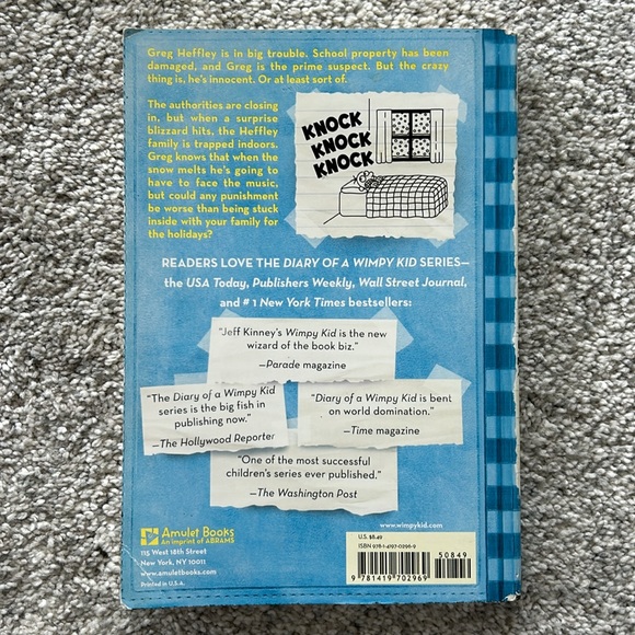 Diary of a Wimpy Kid Cabin Fever by Jeff Kinney - Picture 2 of 4